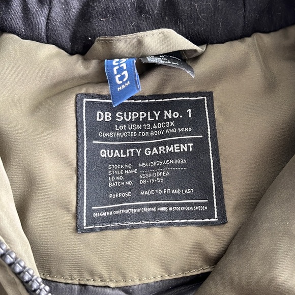 H&M Fall /Spring Jacket. - Picture 3 of 6